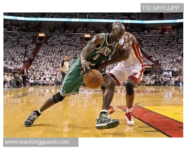 篮球界的巨人之路揭秘最长篮球明星的传奇与成就